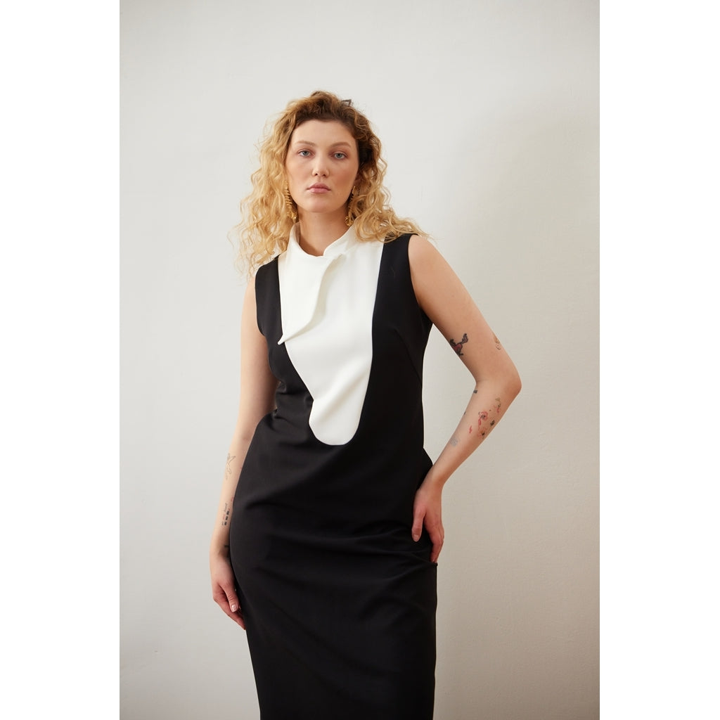 JULIA ALLERT - Chic Midi Dress With Unique Collar, buy at DOORS NYC