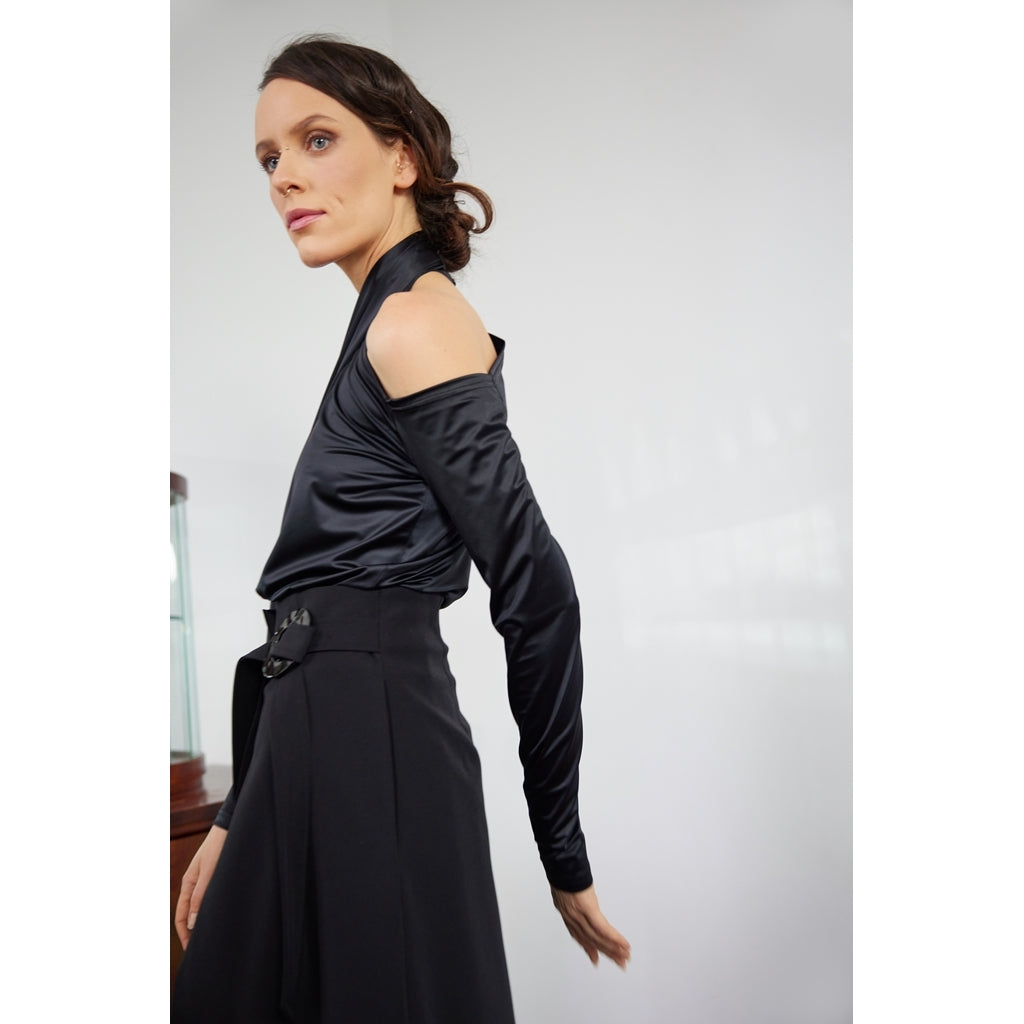 Layered Skirt With White Lace Detail | Black