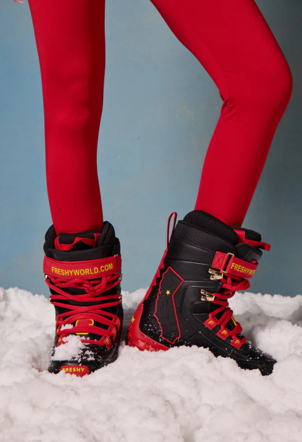 FRESHY - Pow Stomps Boots  Black PR Sample at DOORS NYC PR Showroom