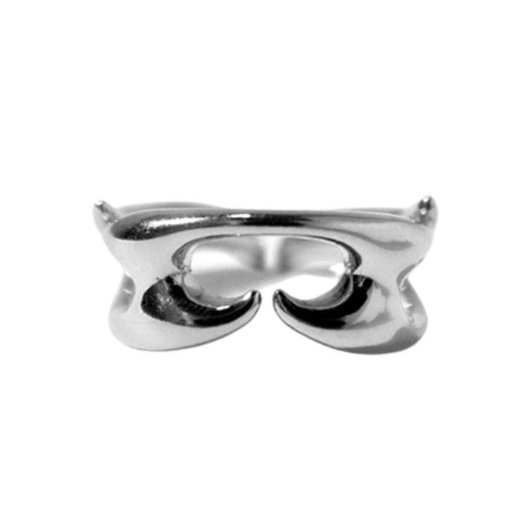 DELPHINE SEVERS - Ring Azalee | Silver, buy at DOORS NYC