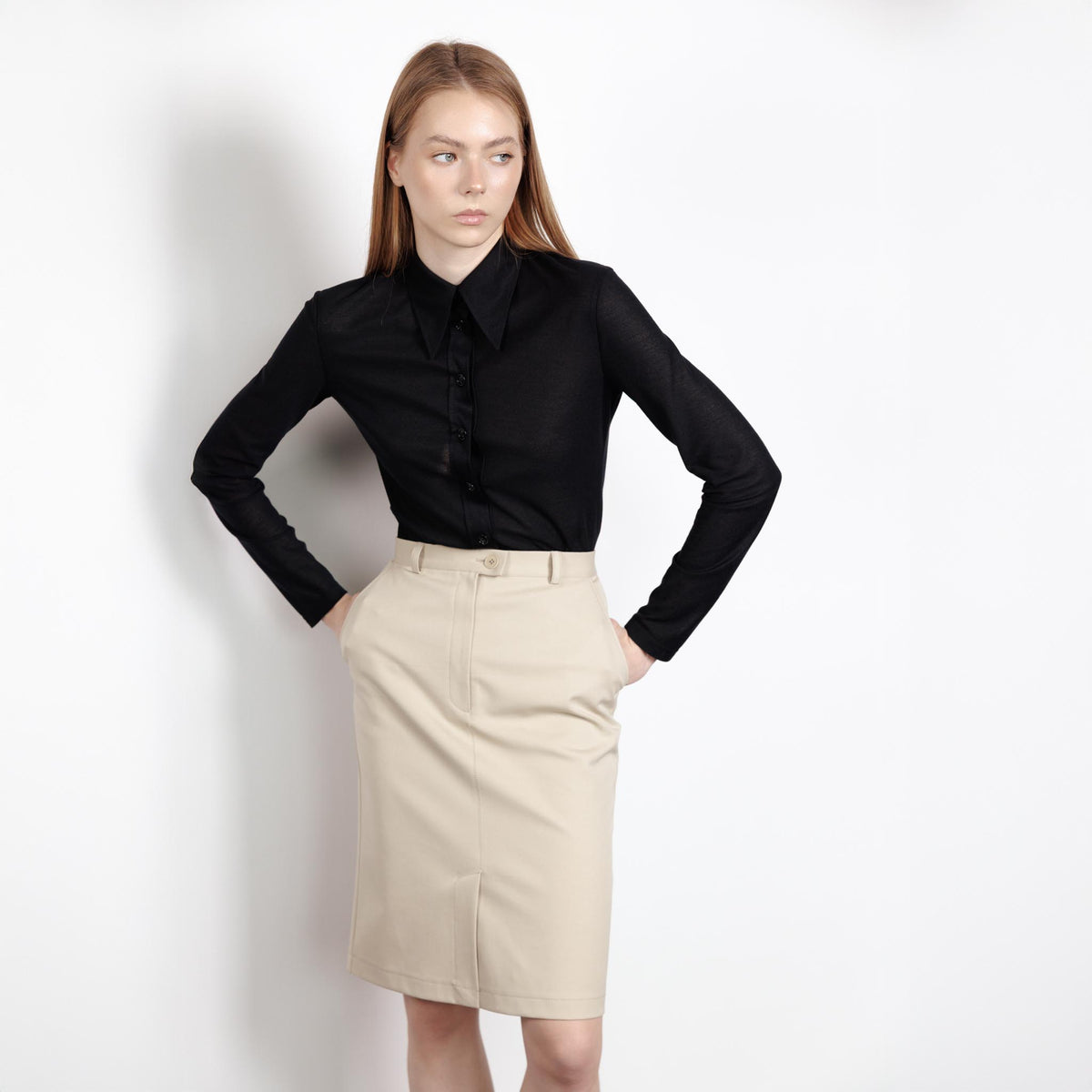 Fitted Knitted Button-Up Black Blouse