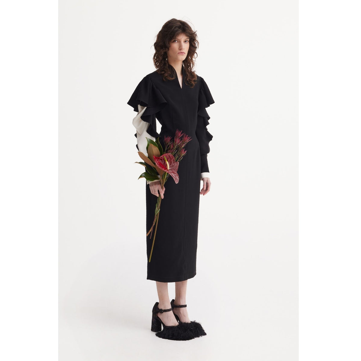 Black Occasion Midi Dress With Ruffled Sleeves