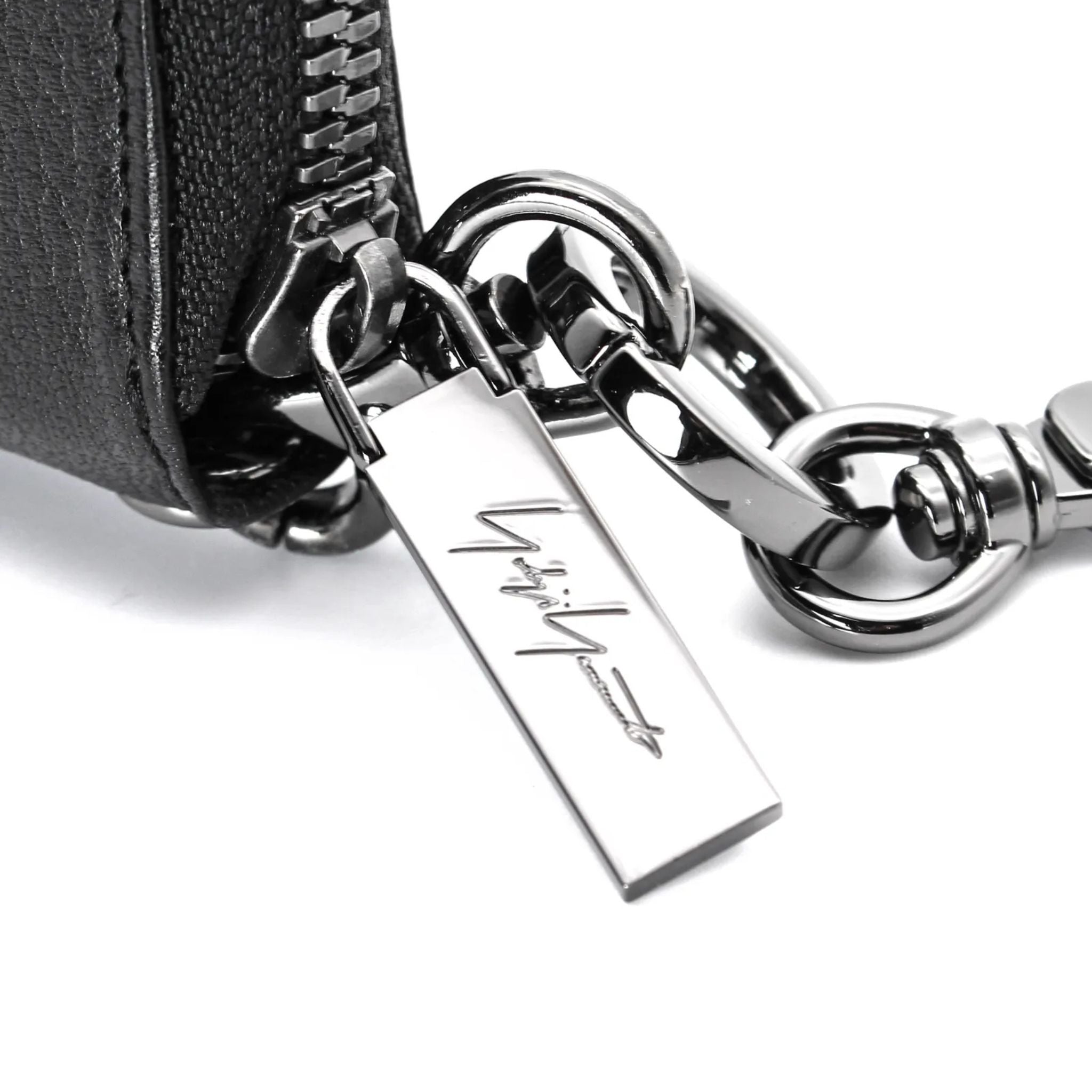 DISCORD YOHJI YAMAMOTO - Smart Key Case | Black, buy at DOORS NYC