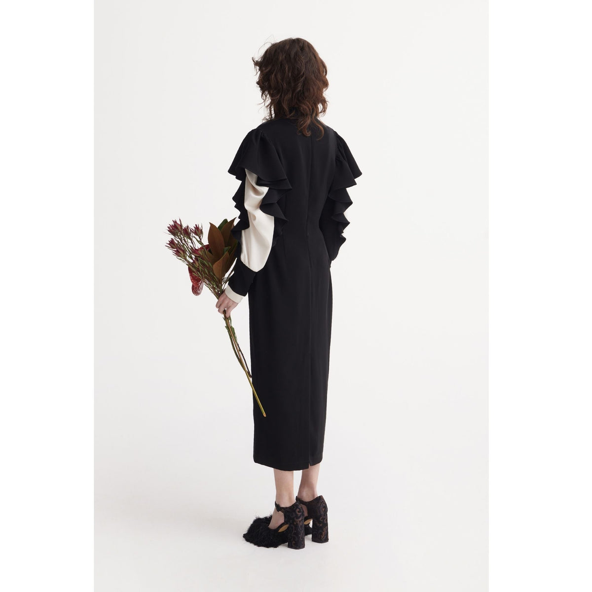 Black Occasion Midi Dress With Ruffled Sleeves