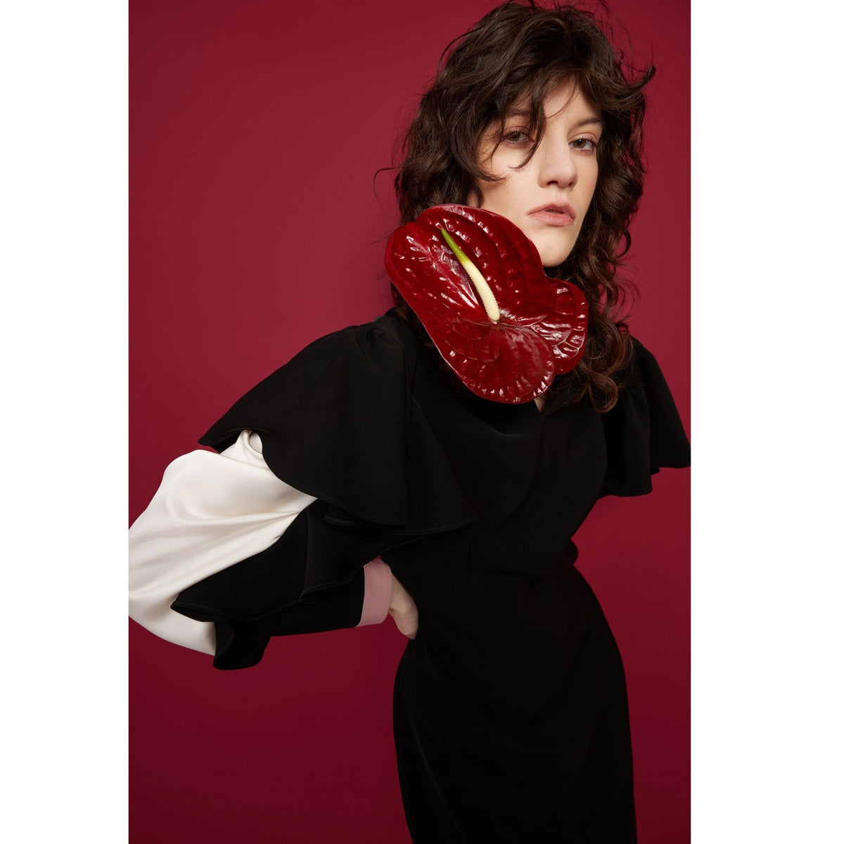 Black Occasion Midi Dress With Ruffled Sleeves