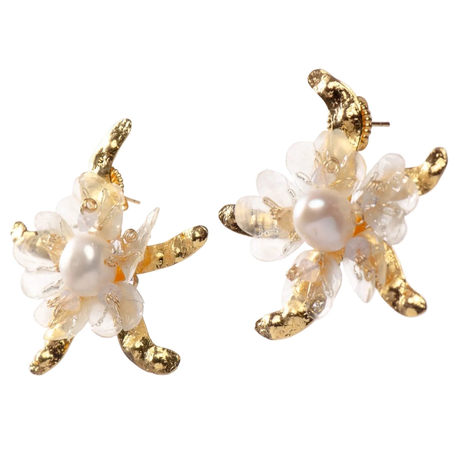 Starfish earring laying flat design by Alma Dos Mares