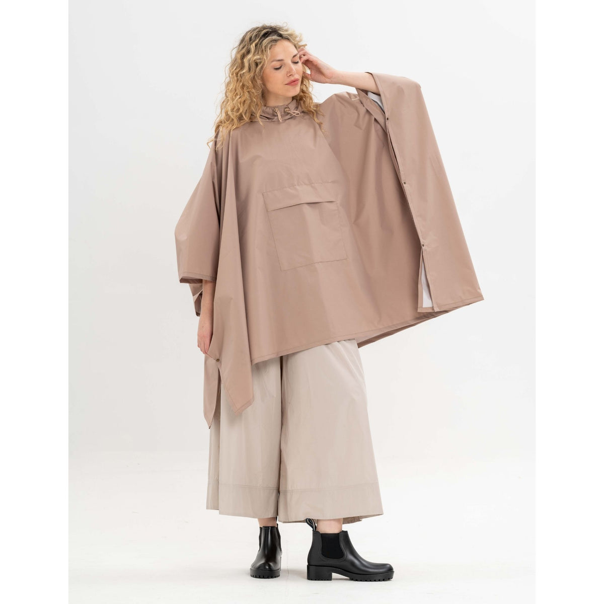 Beige Cape Dubai