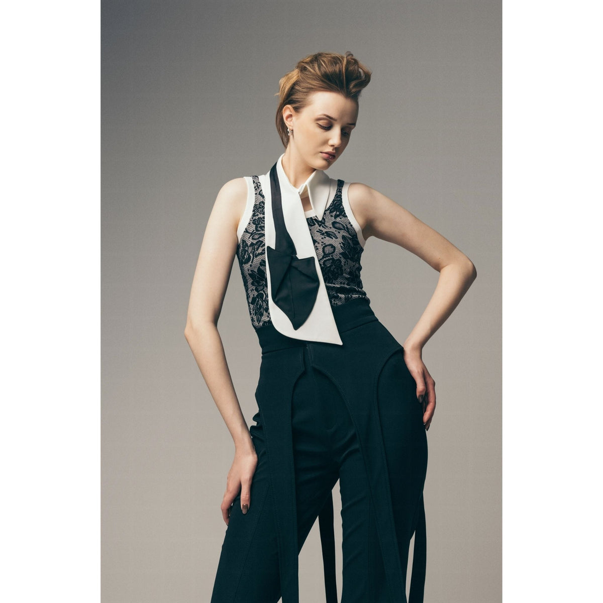 Detachable Shirt Collar With Sculptural Tie | White