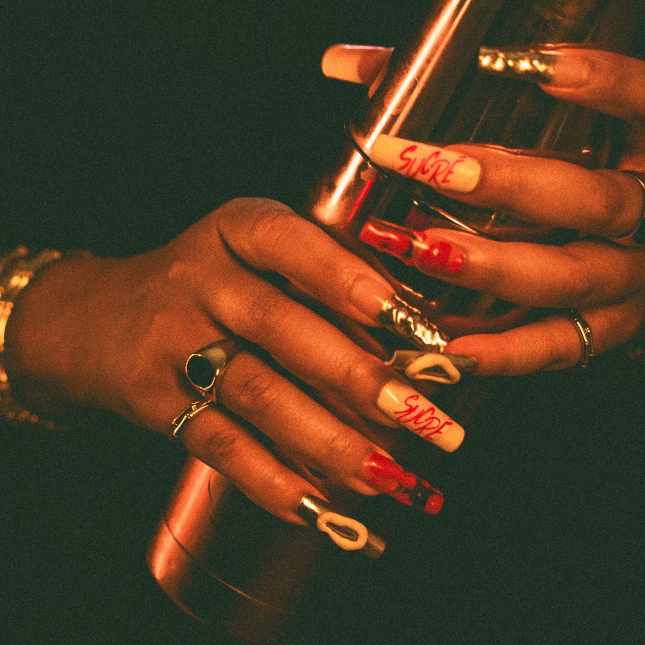 Black Onyx Circle Signet Ring