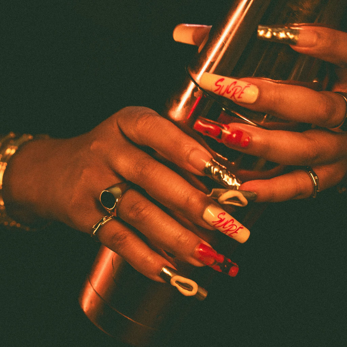 Black Onyx Circle Signet Ring