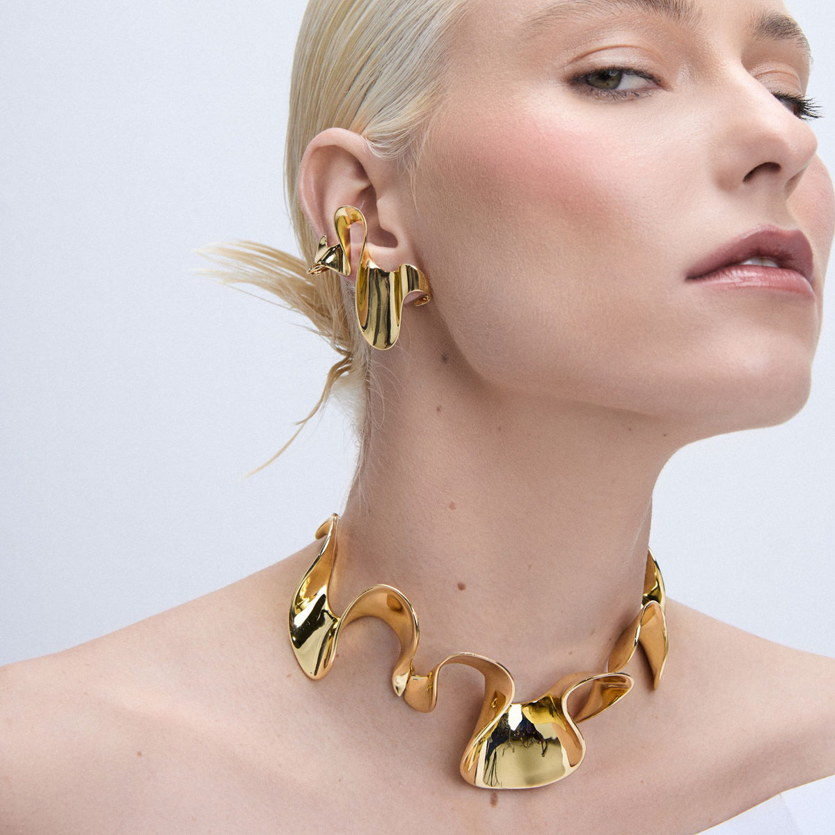 Gold Savana Choker - Babado Collection