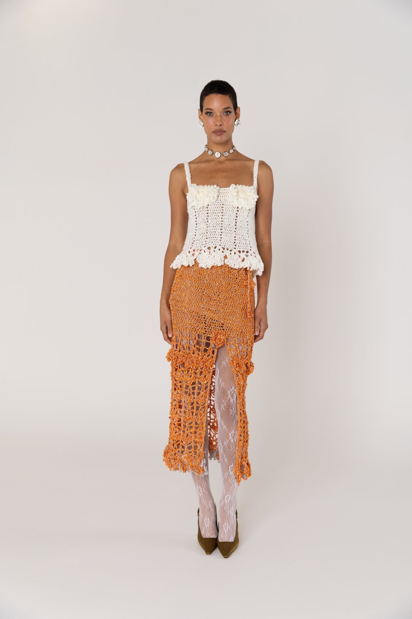 ANDREEVA - Chrysanthemum Handmade Crochet Top | White