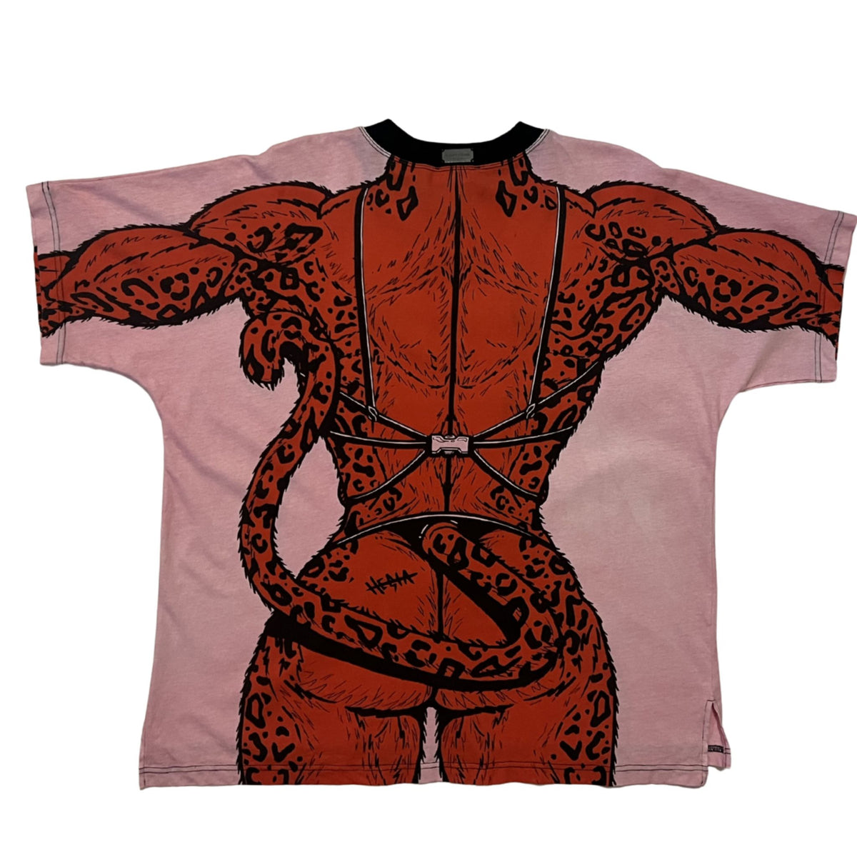 Pink Graphic Oversized T-Shirt x HESTAVERSE x LADYGUNN