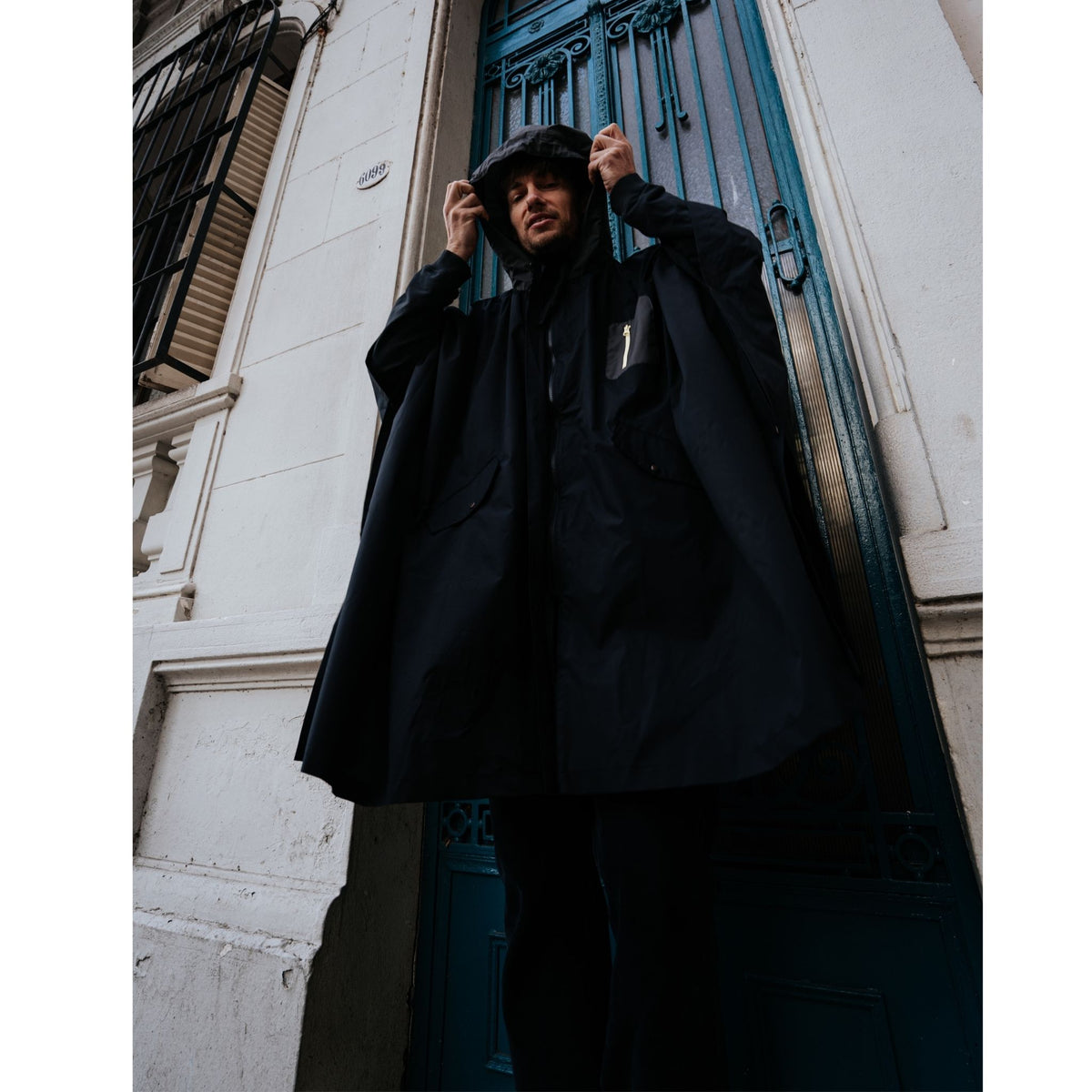 Black Parka Lupe