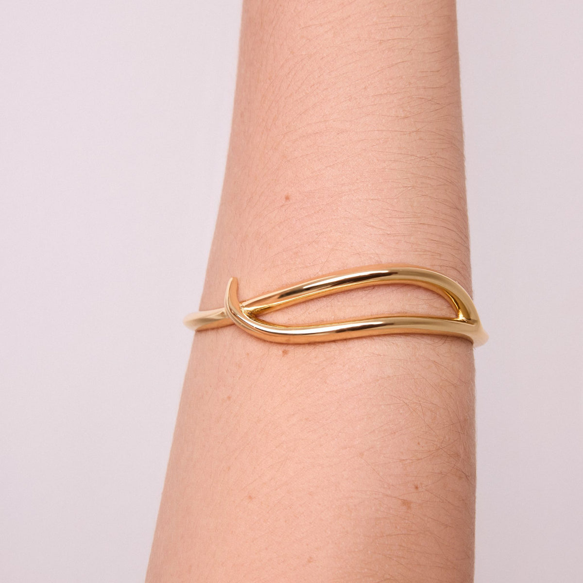 Gold Ascensão Bracelet - Essenciais: O Voo