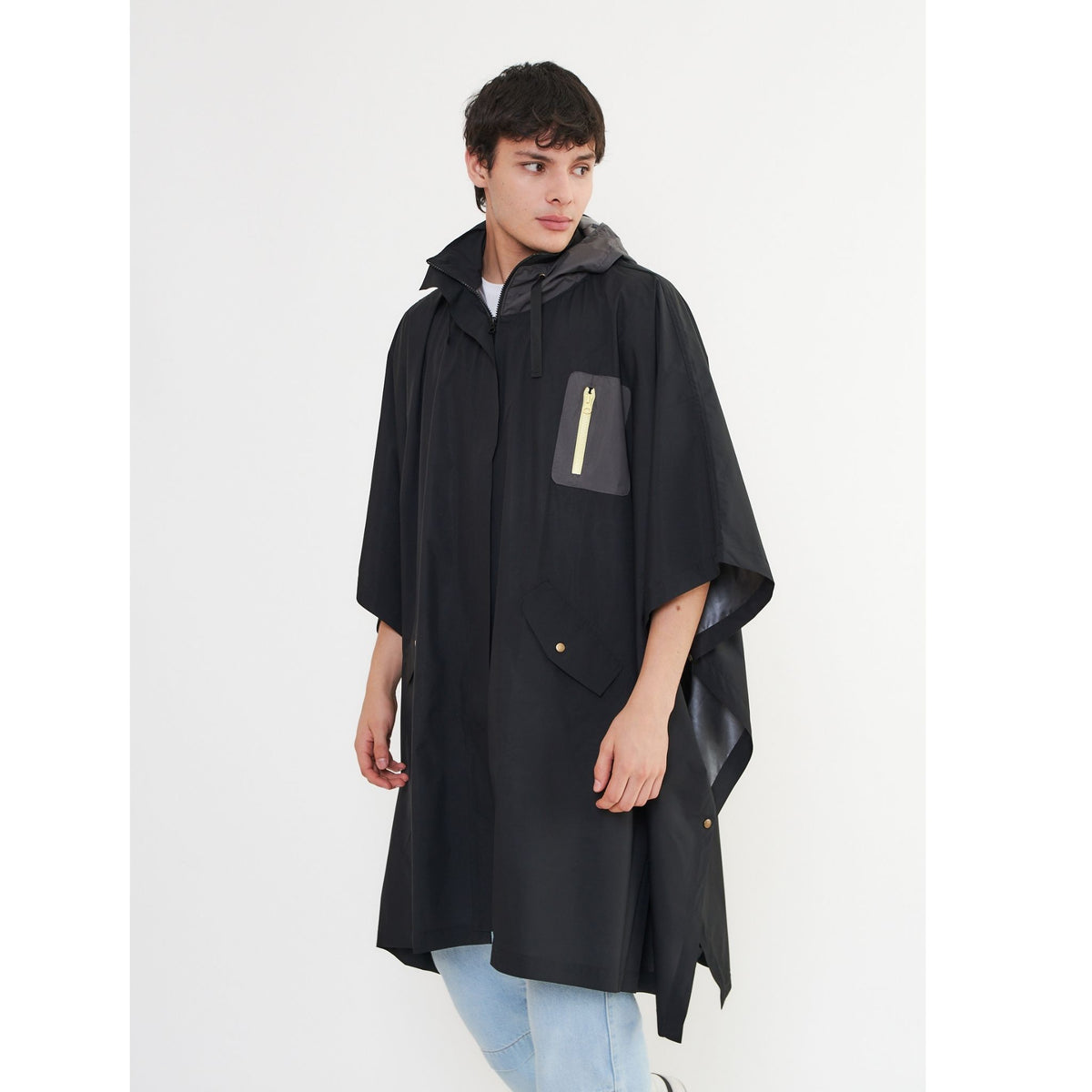 Black Parka Lupe