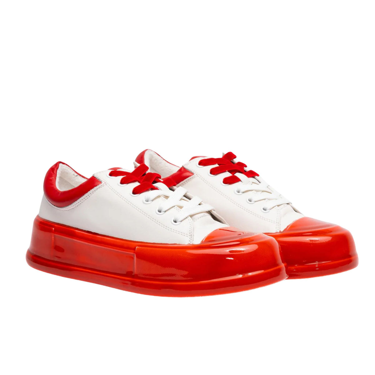 Dips Sneakers | White