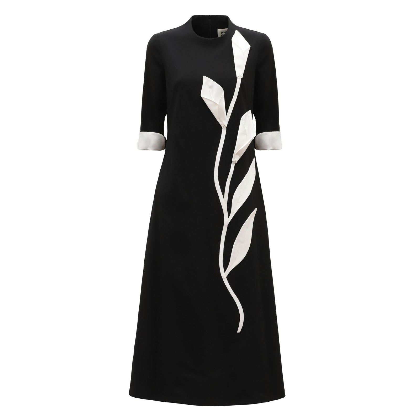 Art-Inspired Semi-Fitted Three-Quarter Sleeveless Dress | Black