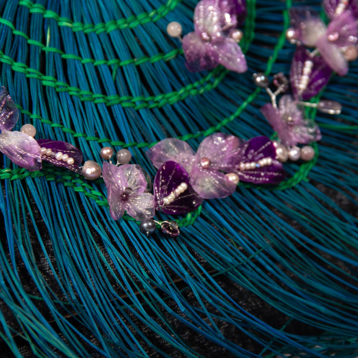 Clutch bag collab between Alma Dos Mares and Viviendo handmade.