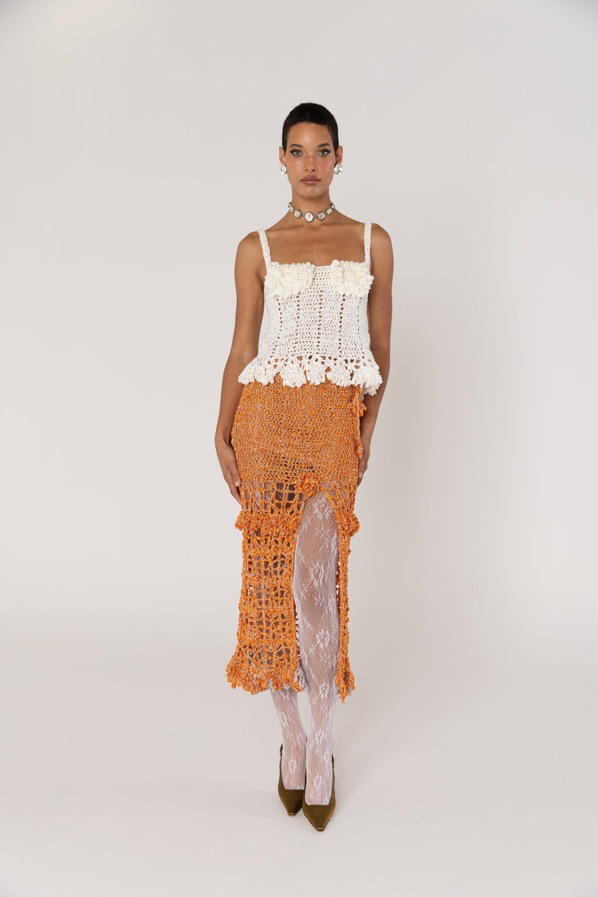 ANDREEVA - Chrysanthemum Handmade Crochet Top | White
