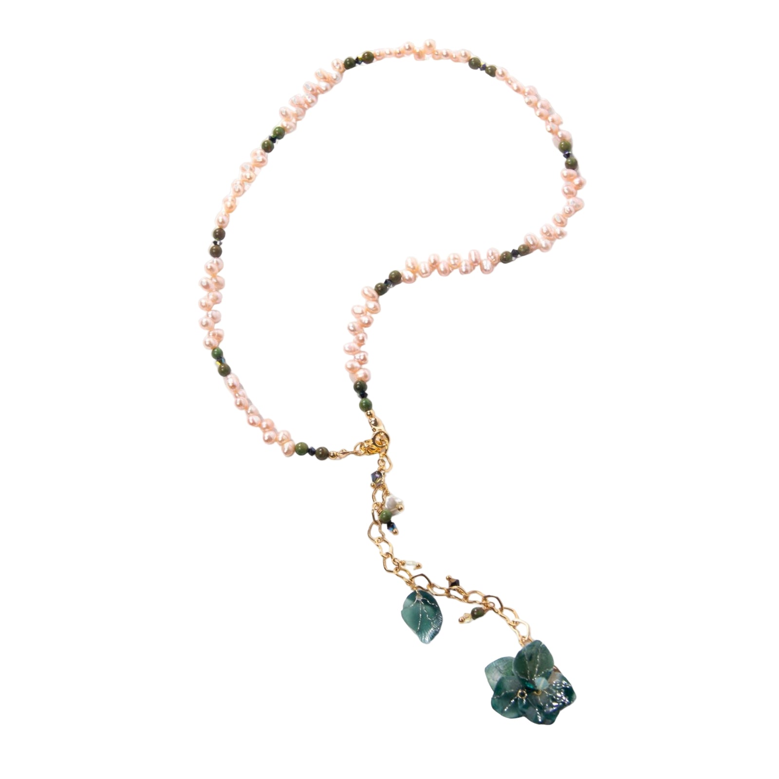 Underwater grounds necklace from the Underwater subcollection from Coral Vida designed by Alma Dos Mares