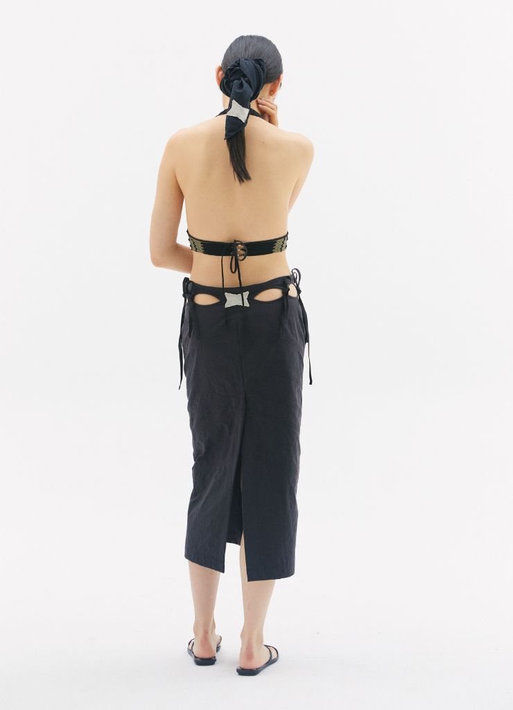RUIBUILT - Embroidery Cutout Cargo Maxi Skirt | Onyx at DOORS NYC