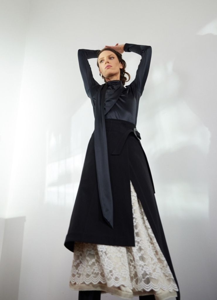 JULIA ALLERT - Layered Skirt With White Lace Detail | Black, buy at DOORS NYC