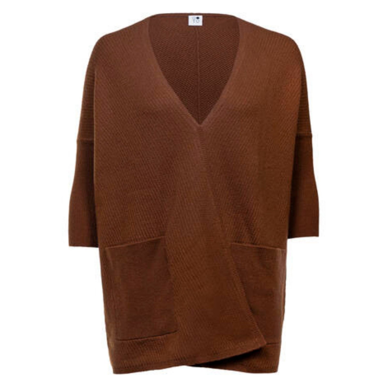The Syrup Brown Lillien Open Cardigan by OO-TO is a cozy cashmere piece handcrafted in Nepal, featuring a V-neck, three-quarter sleeves, two large front pockets, and an open-front design.