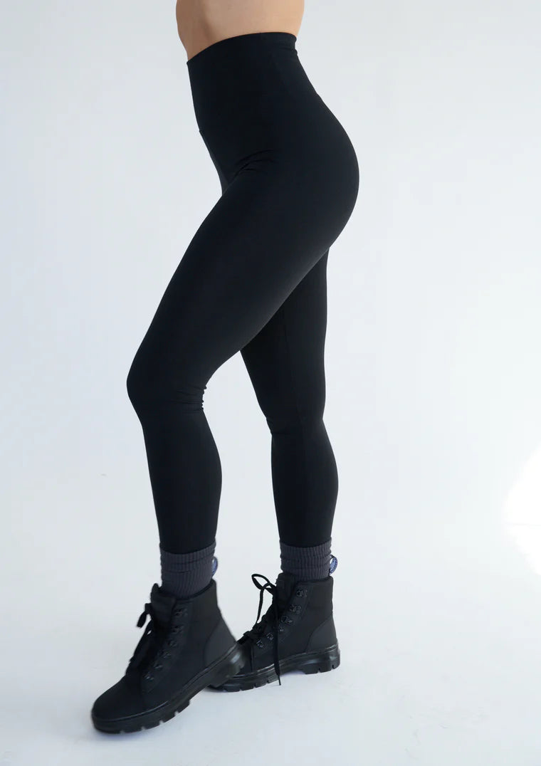 EARTH BODY - Earth Body High-Waisted Legging | Black , buy at DOORS NYC
