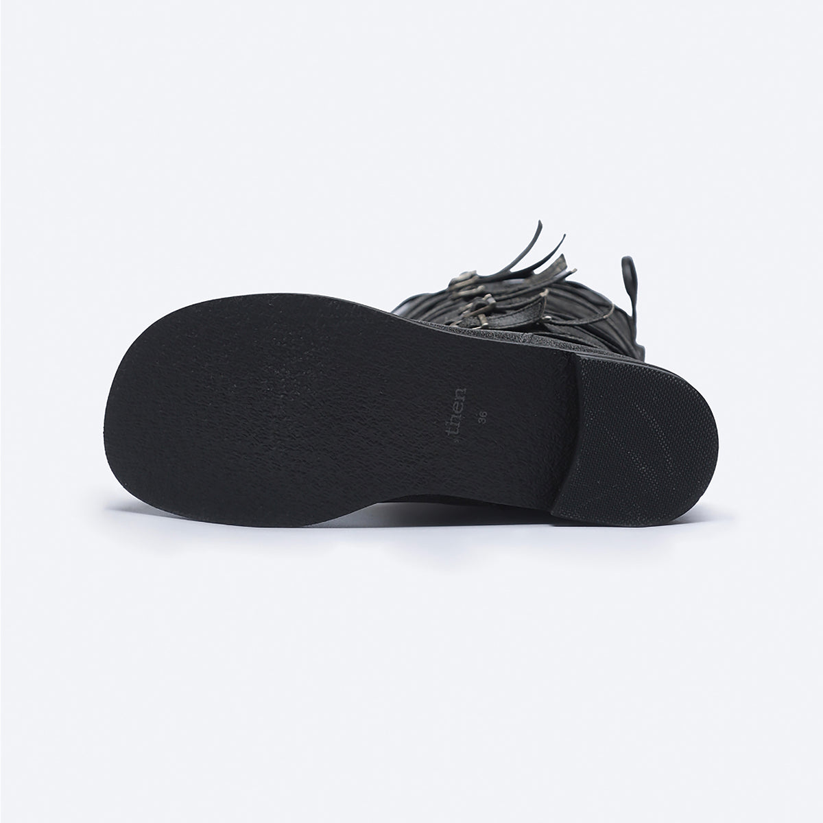 Grey  Knee‑High Leather Multi‑Strap 
Buckle Boots