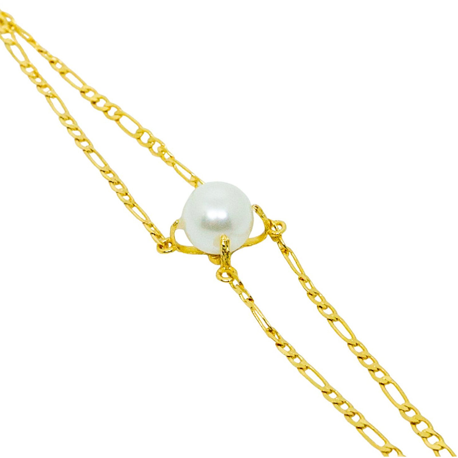 Gold chain with a single pearl on a white background