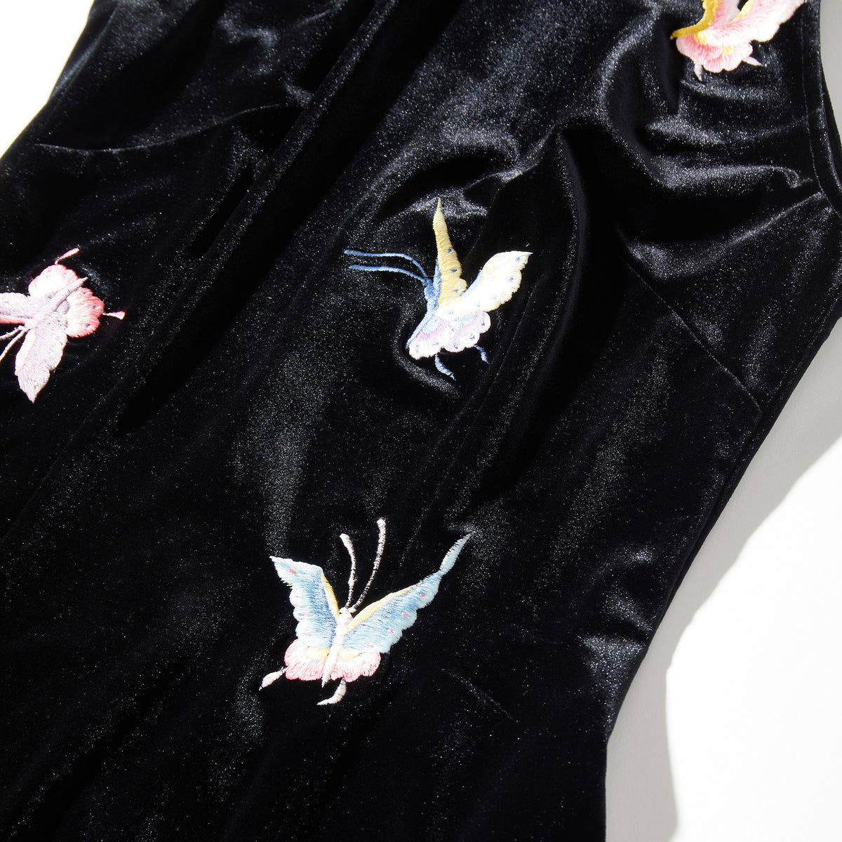 Black Halter-Neck Butterfly Qipao