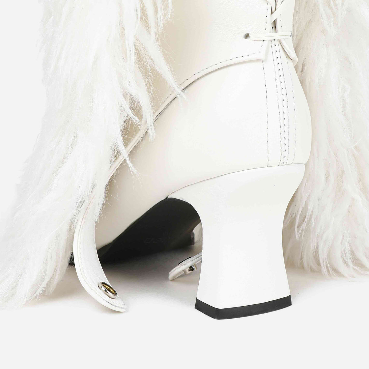 Musu Ankle Boots  |  White