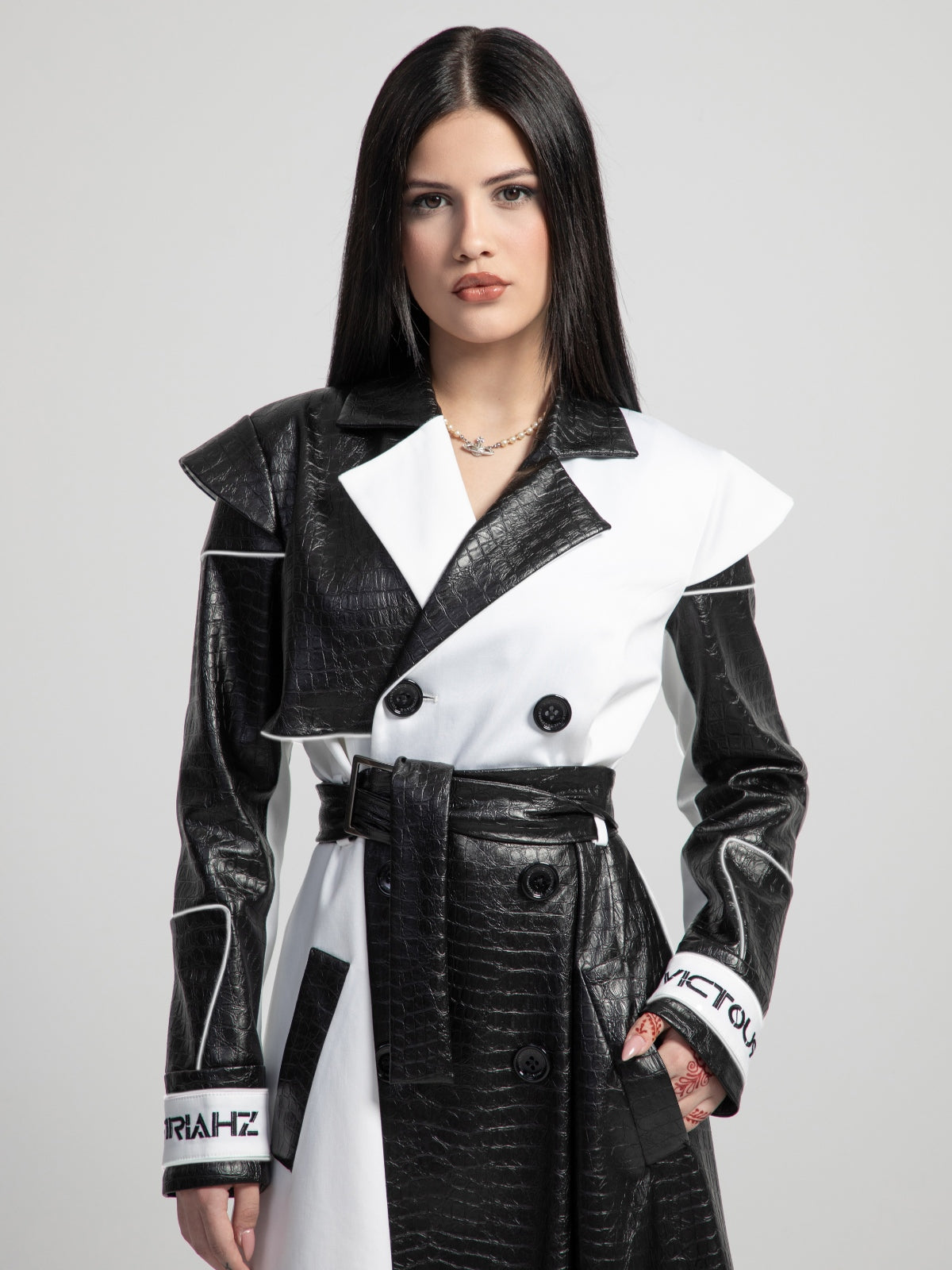 REFLECTIVE BLACK&amp;WHITE TRENCH Coat