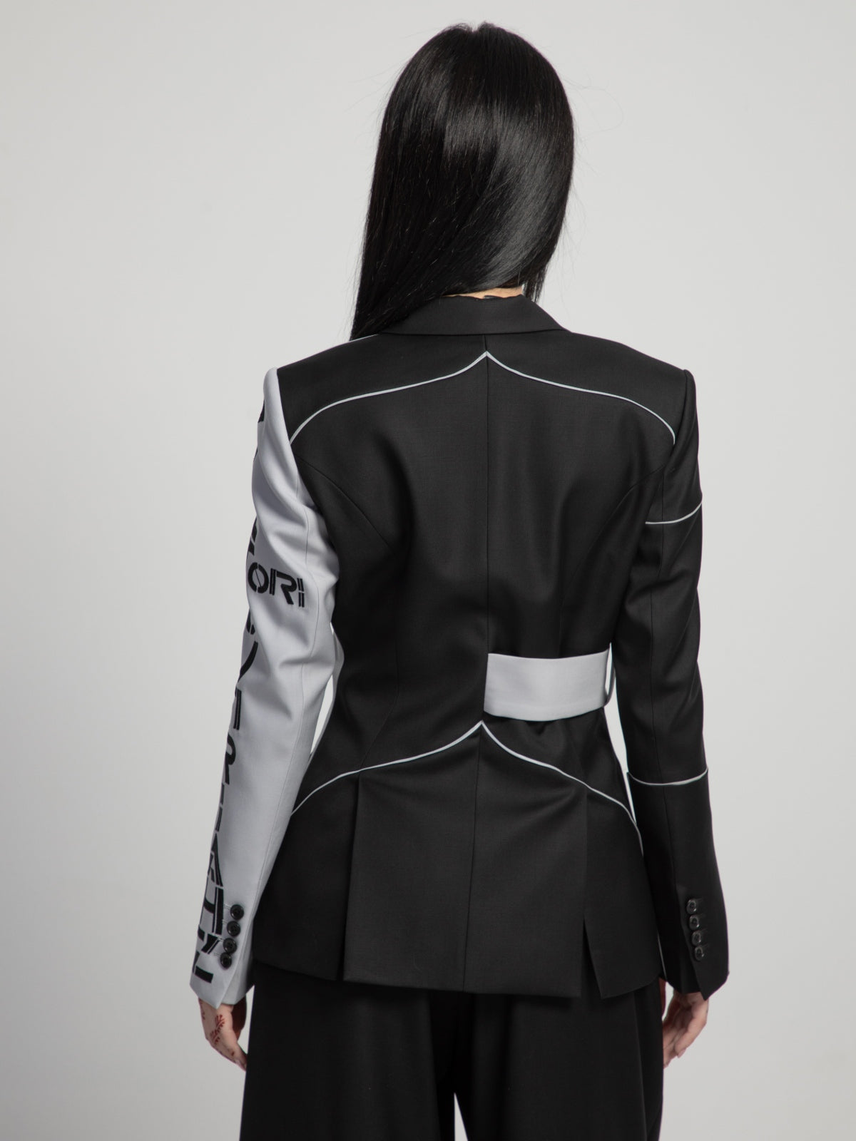 REFLECTIVE TAILORED JACKET | PR Sample