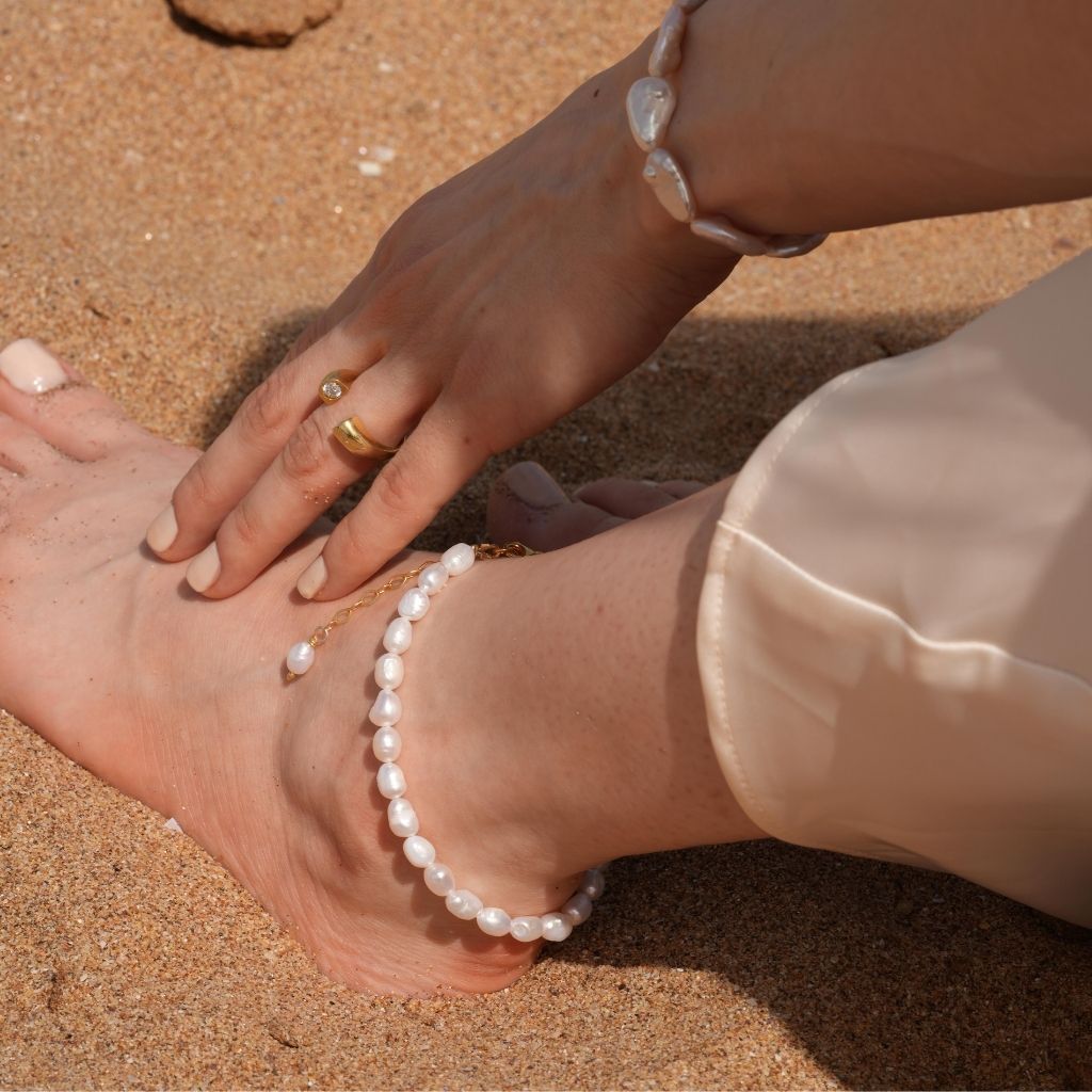 LINYA JEWELLERY -Jodie Delicate Pearl Anklet with Gold Clasp, buy at DOORS NYC