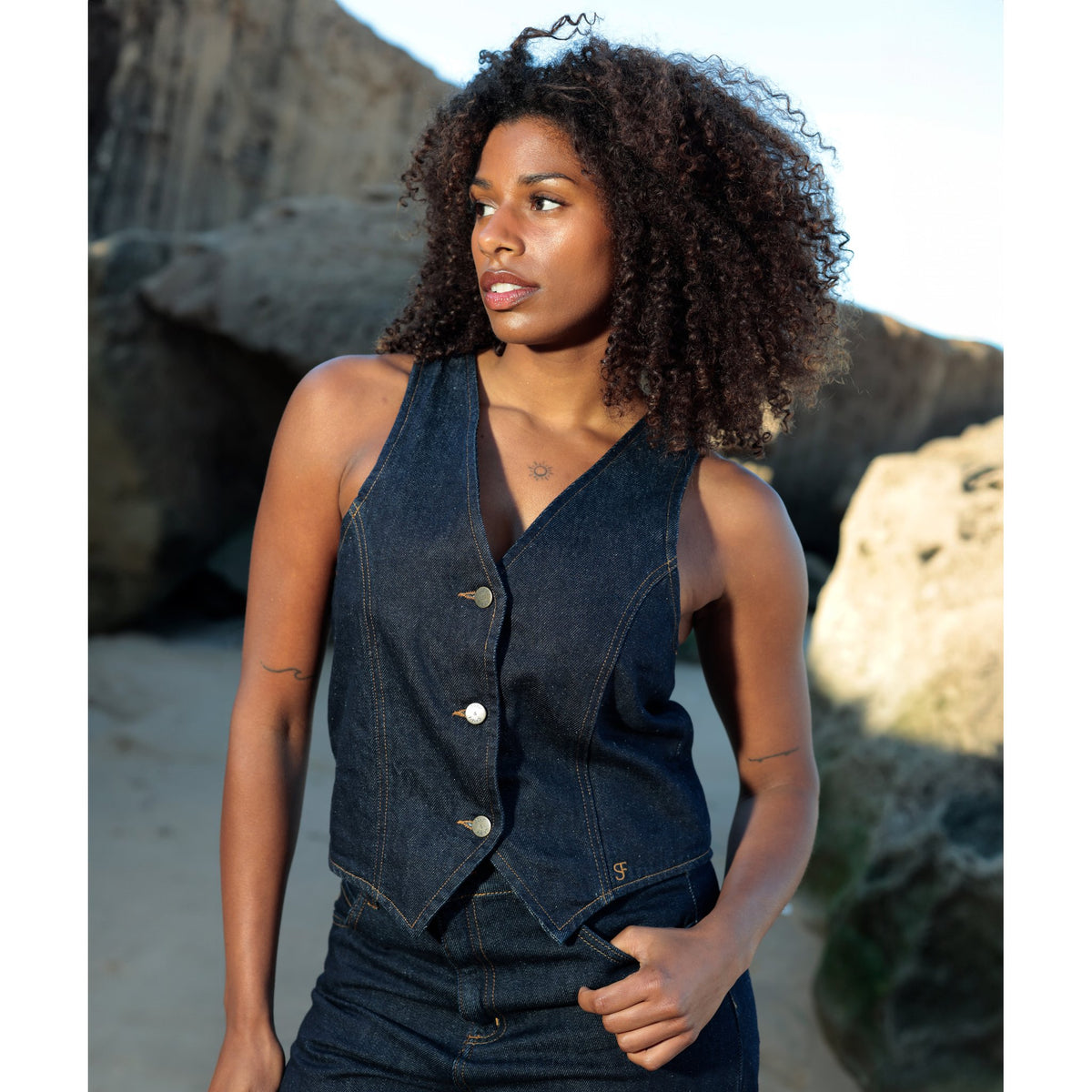 Le Gilet - Raw