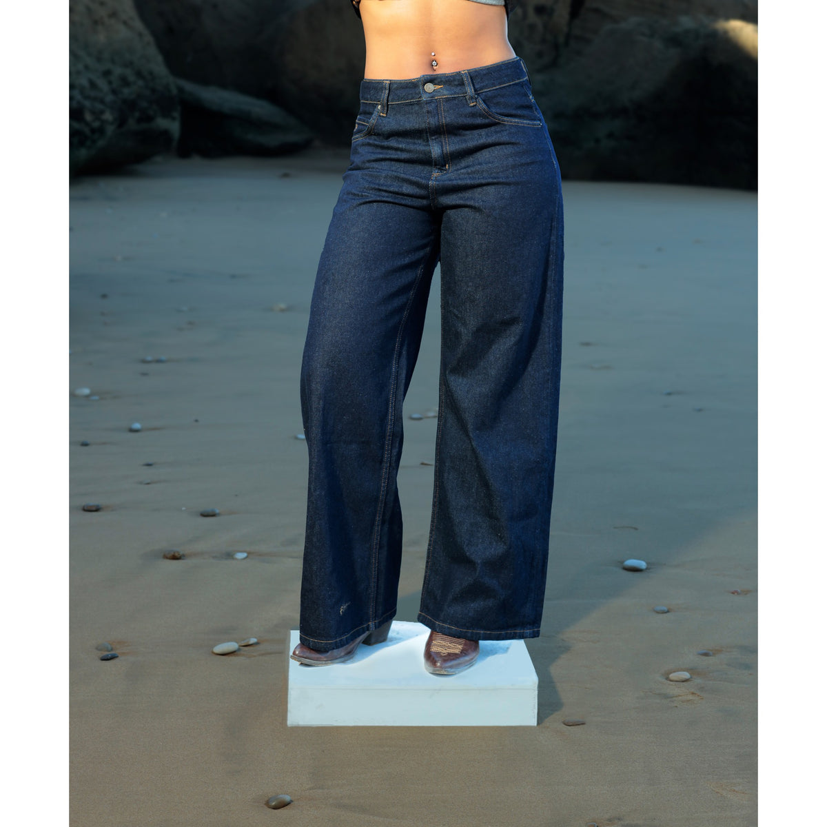 Le Wide Leg — Raw