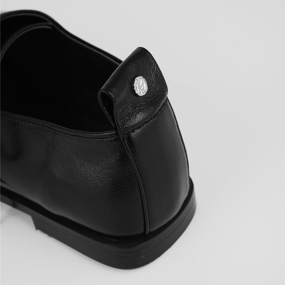 Black Leather Lace-Up Square Toe Shoes with Diagonal Design