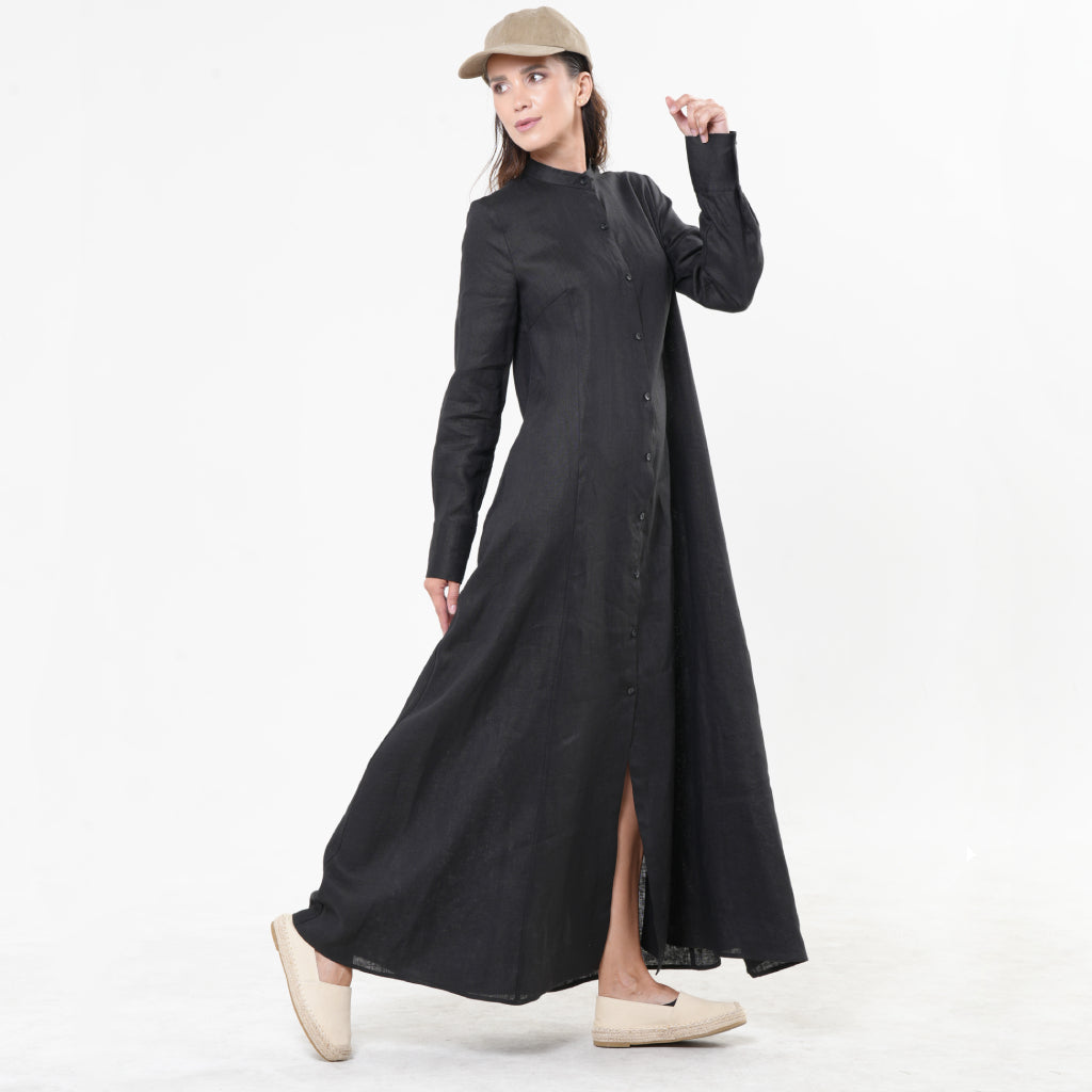 Black linen-cotton maxi dress by METAMORPHOZA. Long sleeves, structured collar, and A-line silhouette. Minimalist and made for day-to-night wear. L Black linen-cotton maxi dress by METAMORPHOZA. Long sleeves, structured collar, and A-line silhouette. Minimalist and made for day-to-night wear. L