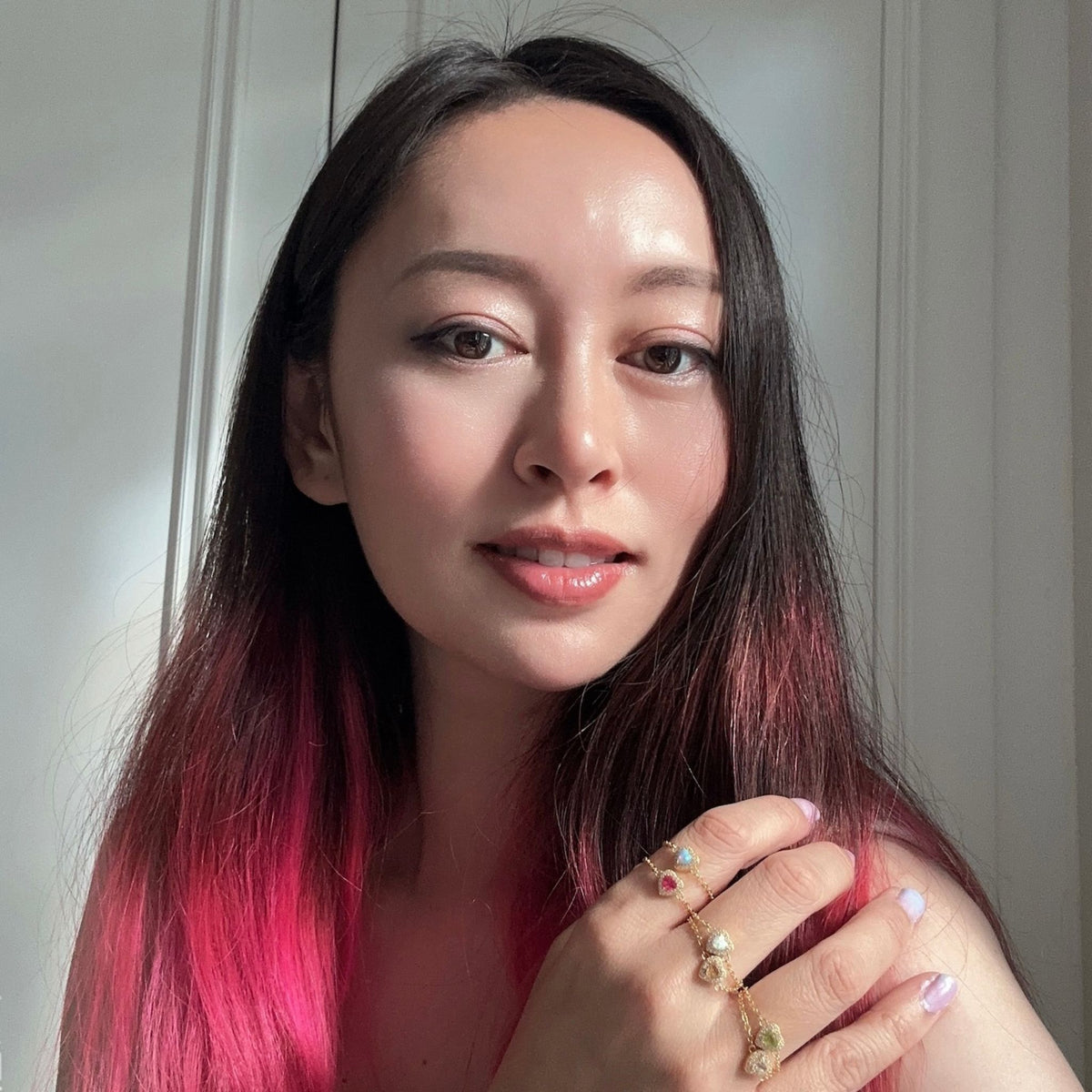 WJY STUDIO - Peridot Heart Birthstone Gold Zipper Ring, buy at DOORS NYC