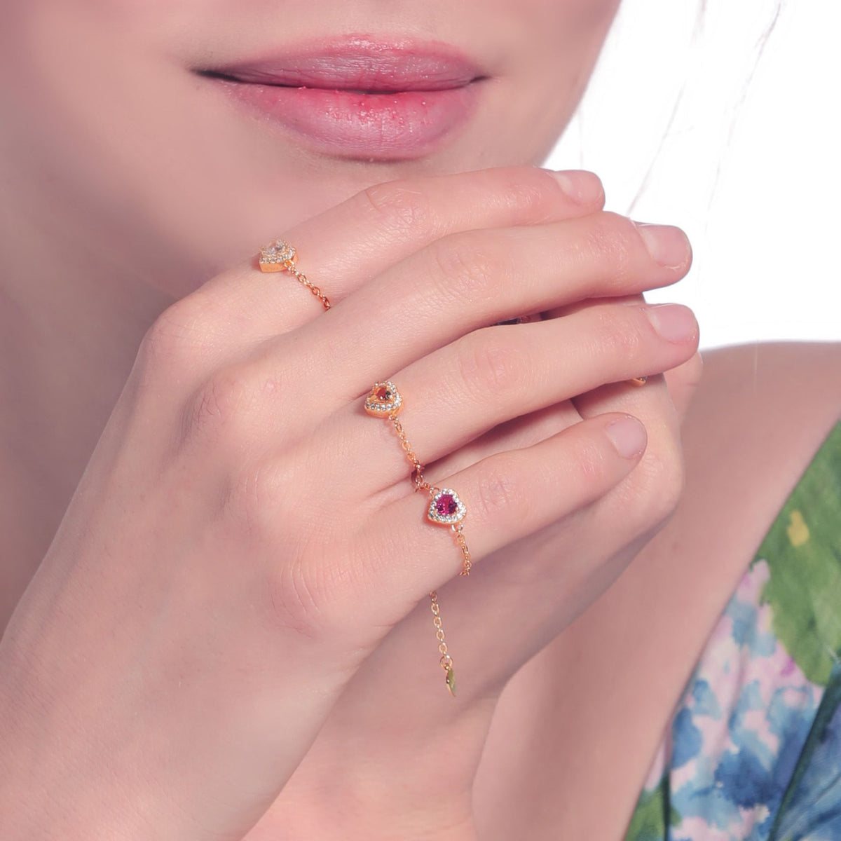 WJY STUDIO - Ruby Heart Birthstone Gold Zipper Ring, buy at DOORS NYC