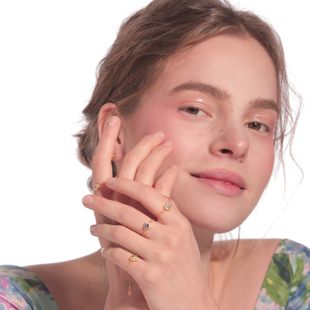 WJY STUDIO - White Diamond Heart Birthstone Gold Zipper Ring, buy at DOORS NYC