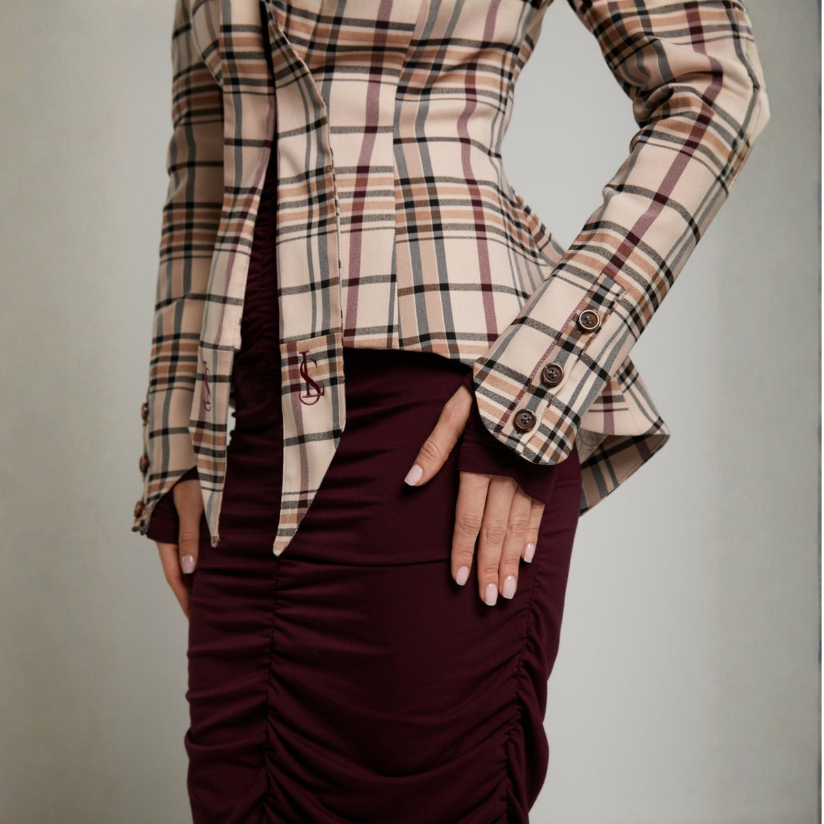 LIZ SKORSIS - Malinda Tailored Blazer – Camel Check, PR Sample at DOORS NYC PR showroom