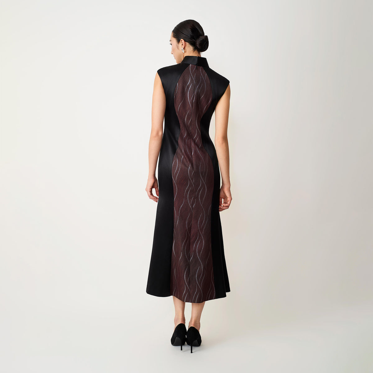 Ombre Brown Snack &amp; Orchid Qipao