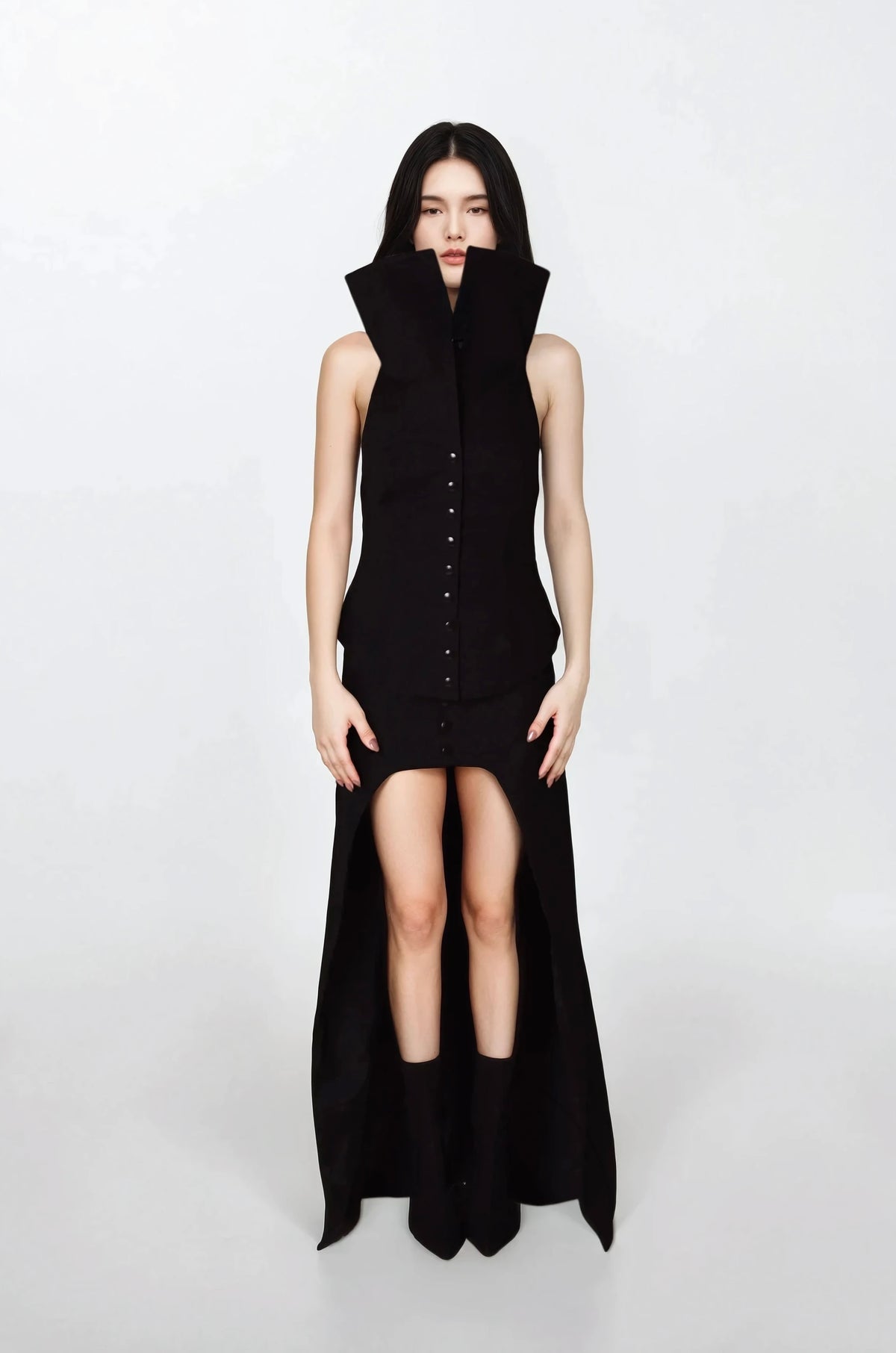 TANIA ORELLANA - Fragmento top PR Sample at DOORS NYC PR showroom