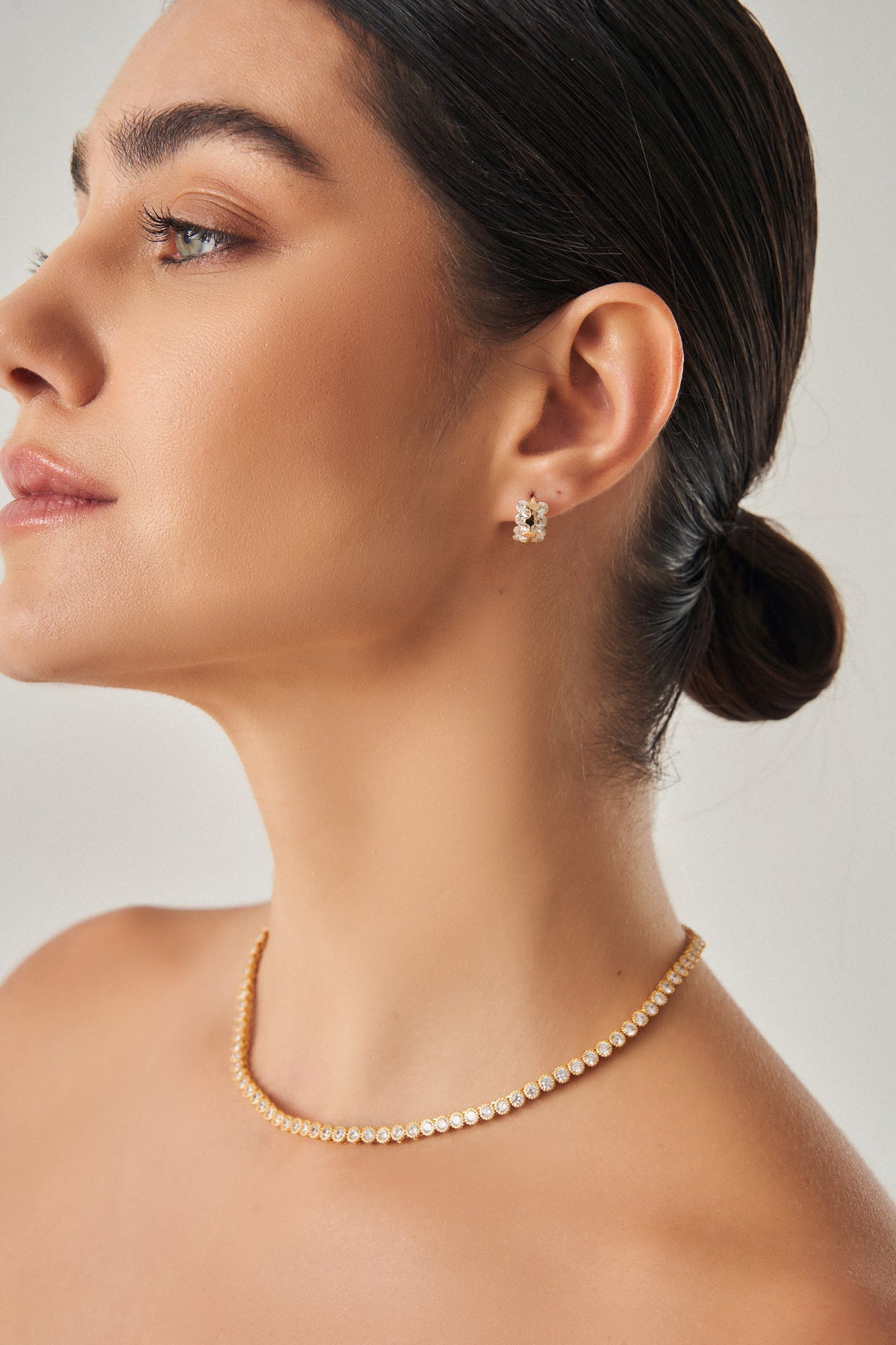 Gold Round Tennis Necklace with A7 Stones