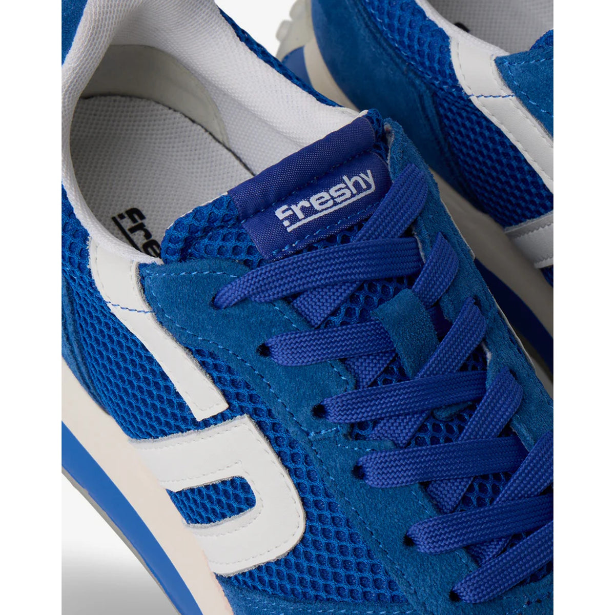 Smoove Trainer Signature Series - Women | Cobalt Blue