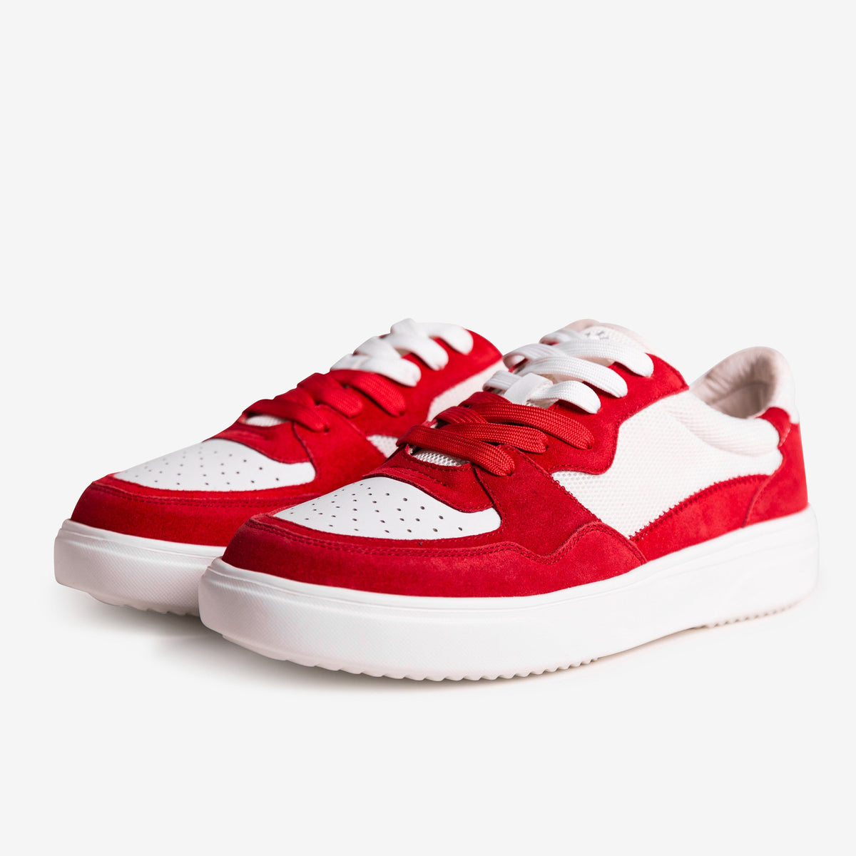 Court Sneakers | PR Sample