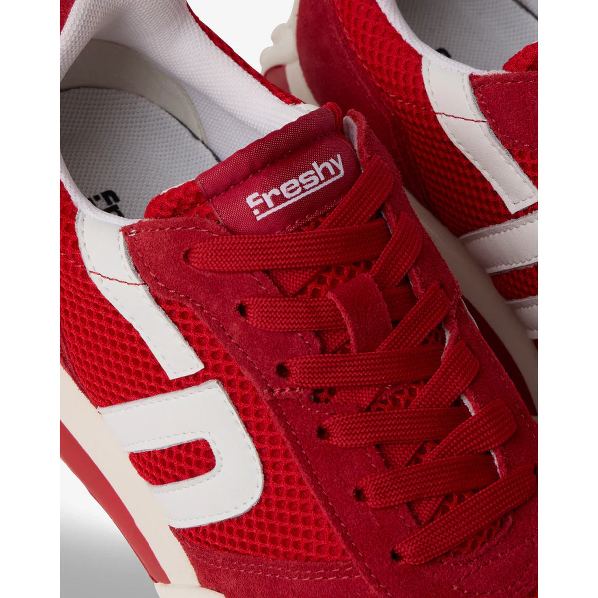 Smoove Trainer Signature Series - Women | Red